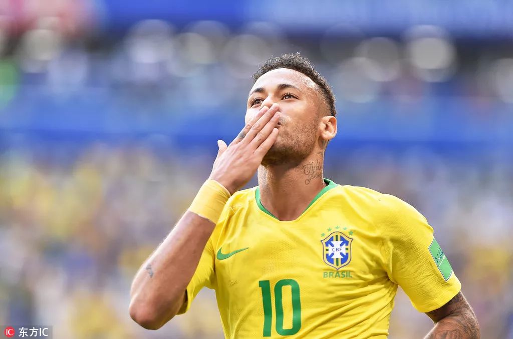 德拉富恩特：若十年后没伤病，亚马尔能够比肩C罗、马拉多纳