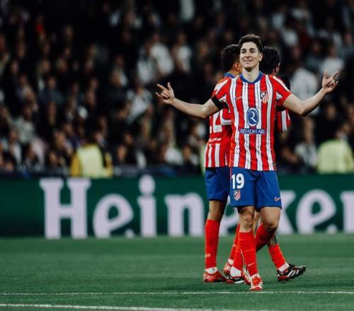 李金羽：中国足球前一段已经掉冰窟窿里了，目前处于恢复期